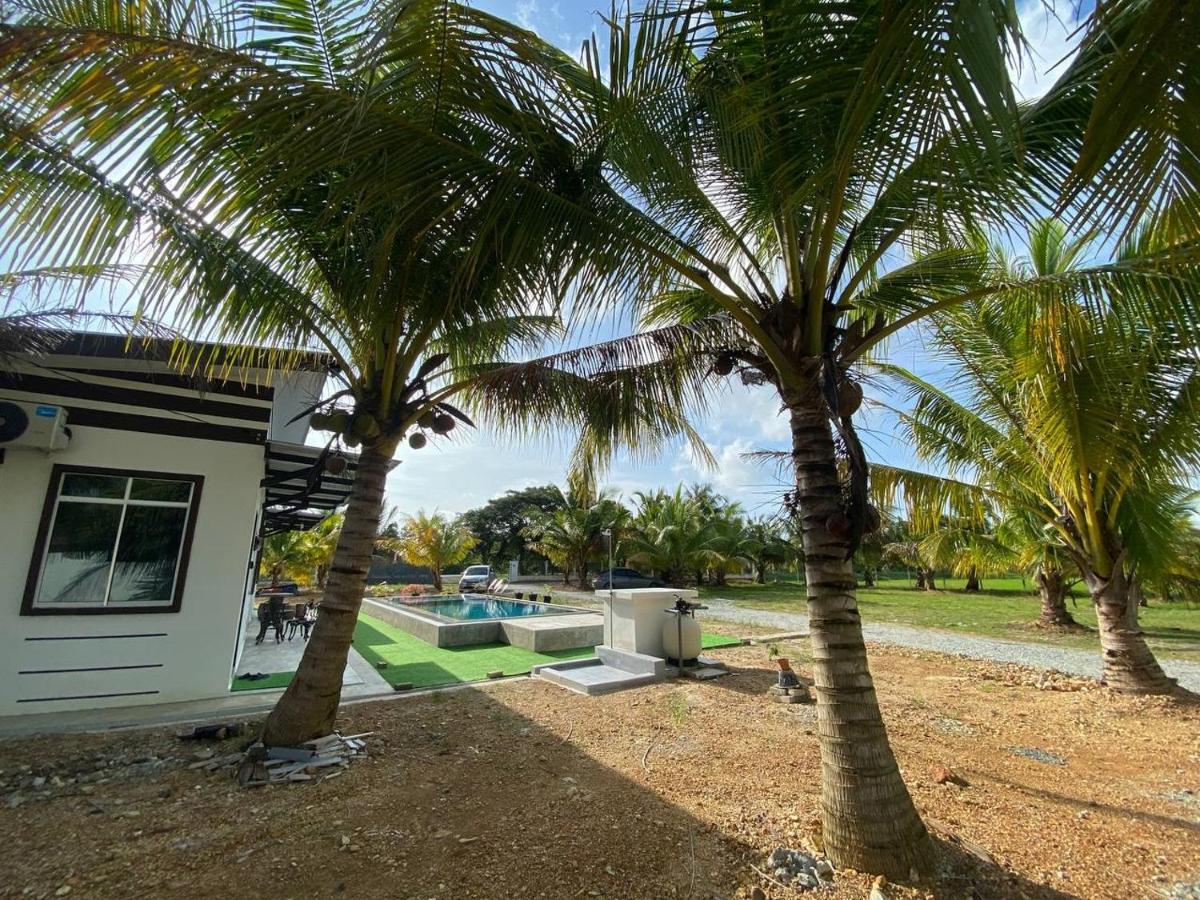 Holiday home Pool Kuala Kedah